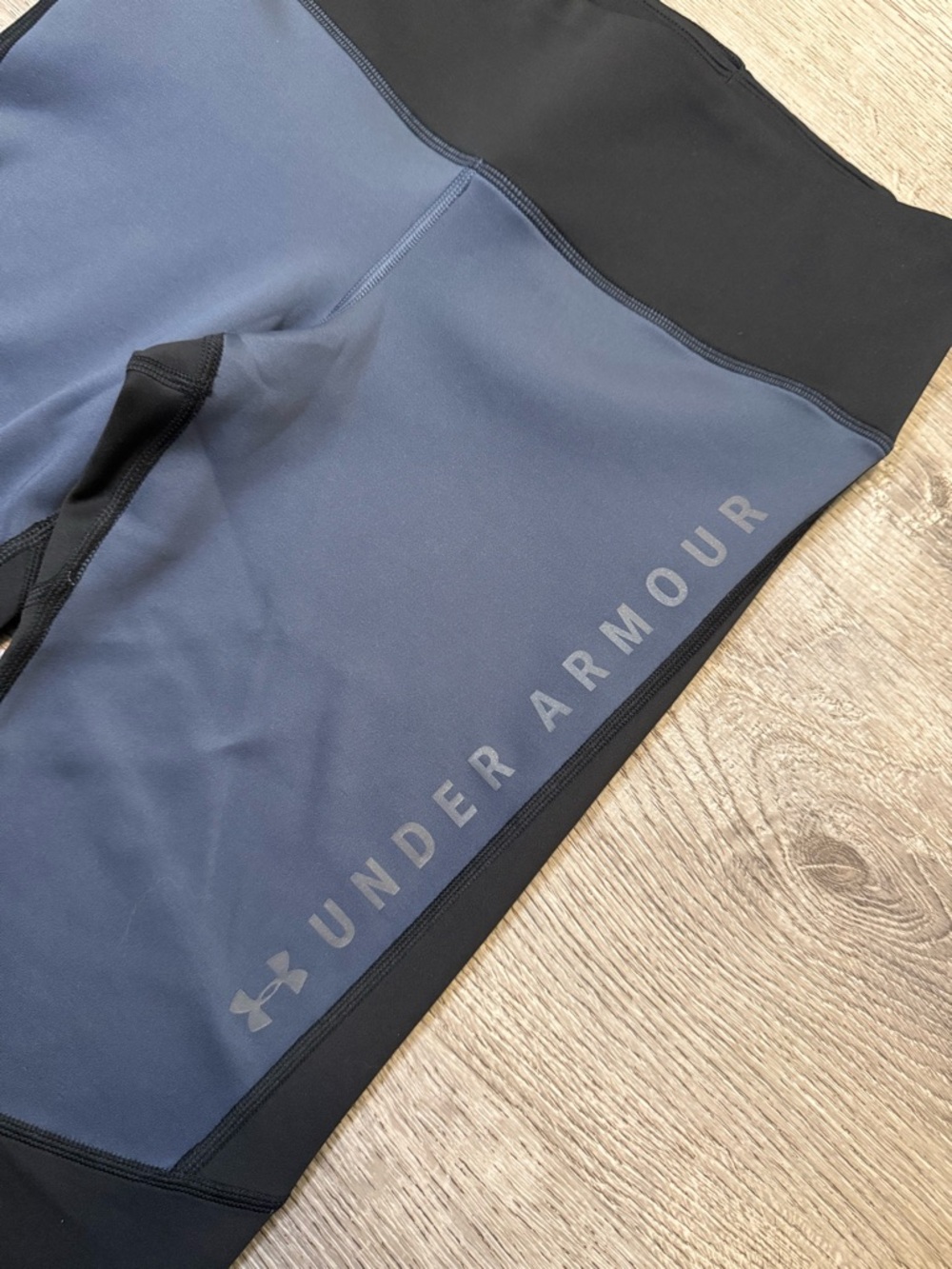 •UNDER ARMOUR• LEGGINGS - Picture 4 of 7